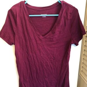Short sleeve magenta V neck